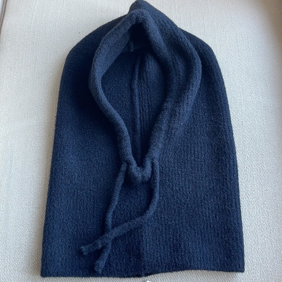 HOODIE - Picture 4 of 6